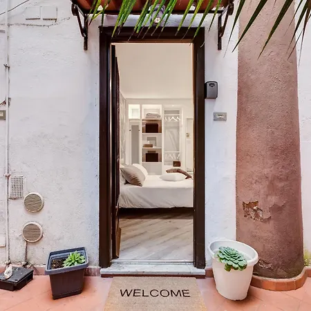 Diecipassi Dal Colosseo Holiday home