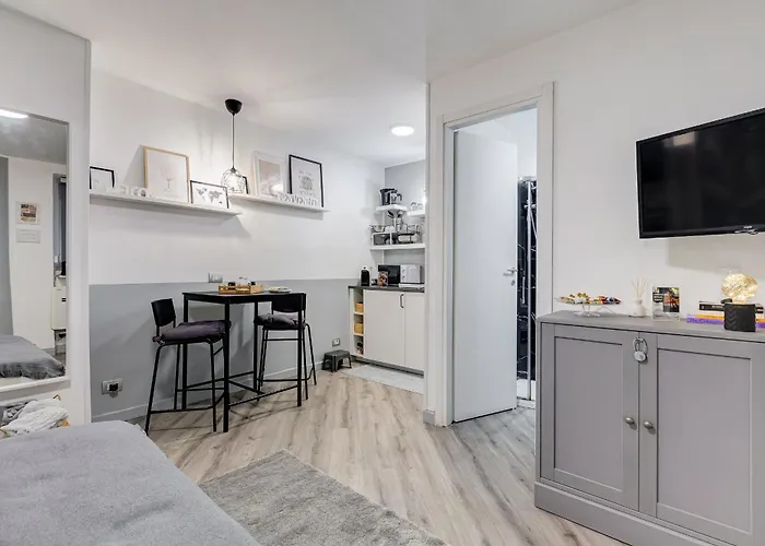 Diecipassi Dal Colosseo Дом отдыха *