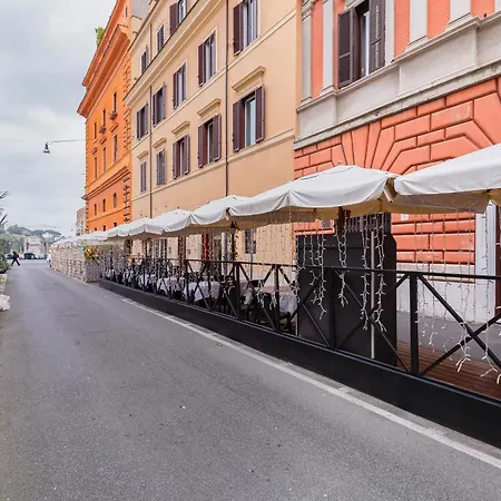 Dom wakacyjny Diecipassi Dal Colosseo *